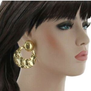 Gold earrings